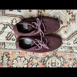 Allbirds wool maroon color size 9